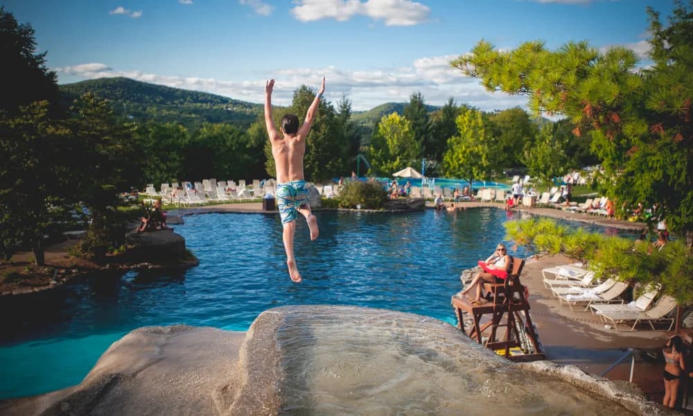 Cliff jump at the Minerals Hotel outdoor pool